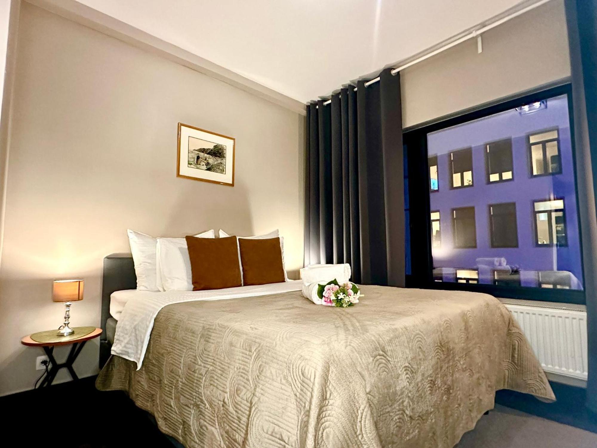Luxury Suites Diamond By Rikas Hotels Antwerpen Ngoại thất bức ảnh